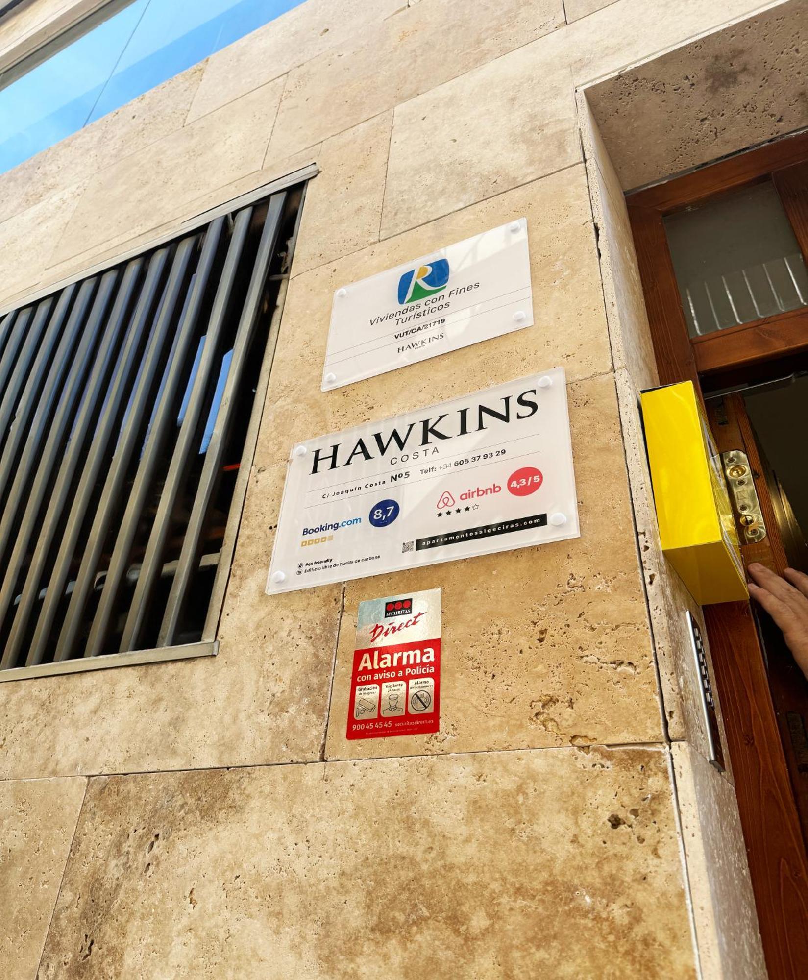 Centro - Hawkins Costa 3a *